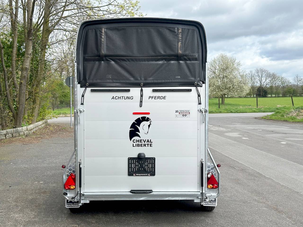 CHEVAL LIBERTE GOLD ORIGINS ALU