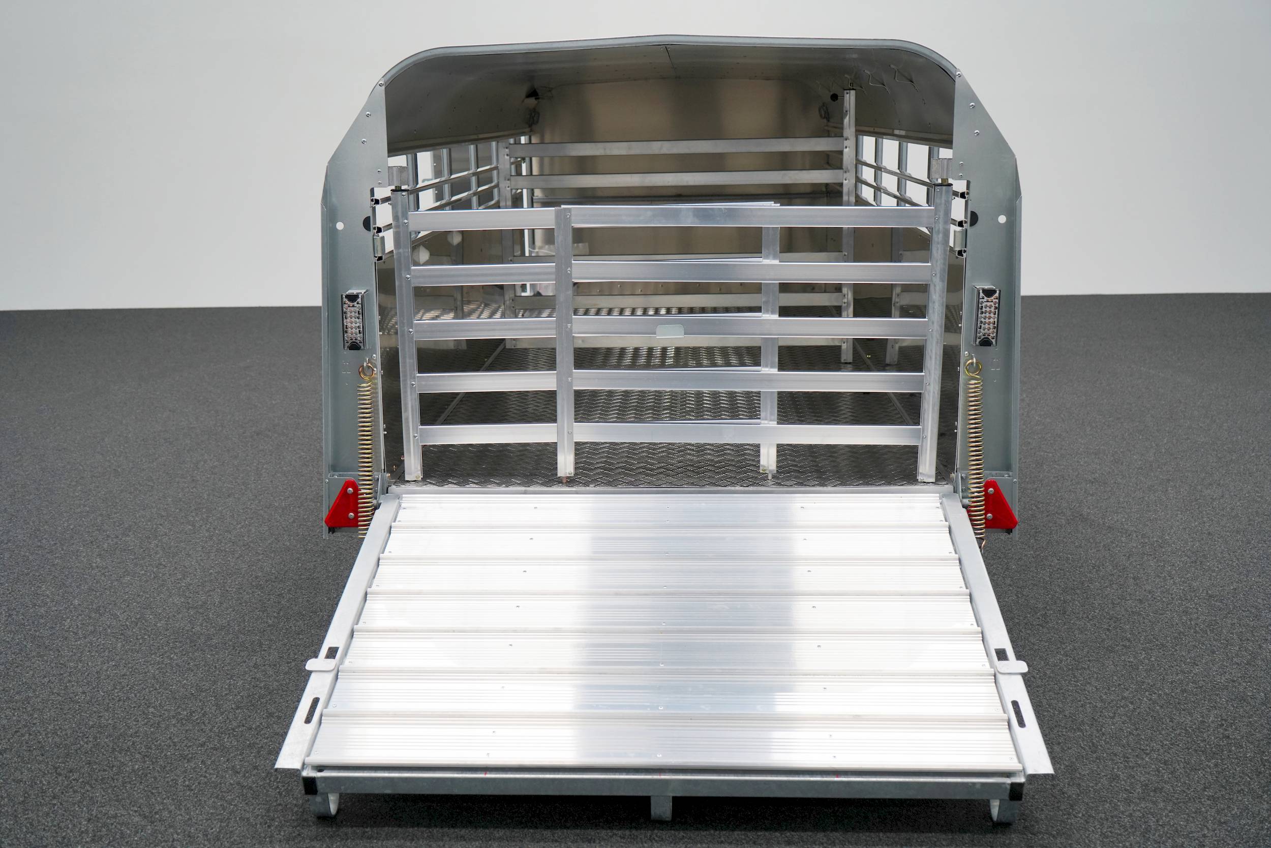 IFOR WILLIAMS TA5 | 12x4