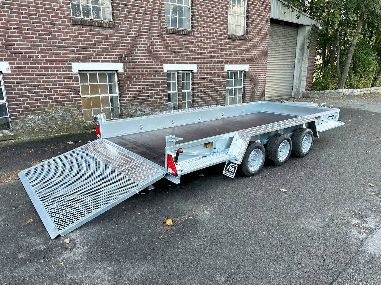 VARIANT 3520 M5 | MAXI LOAD | TRIDEM