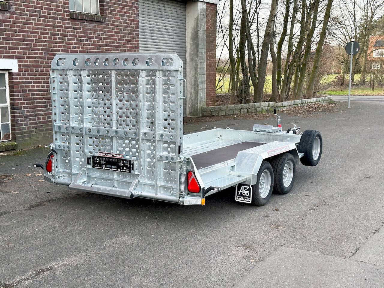 BRIAN JAMES DIGGER PLANT 543-3717-35-2-12 | SCHWERLASTRAMPE
