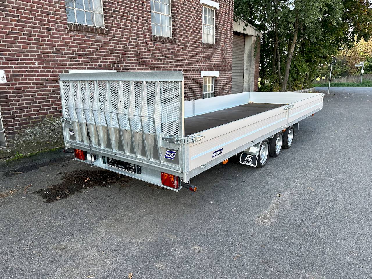 VARIANT 3563 UX | TRIDEM