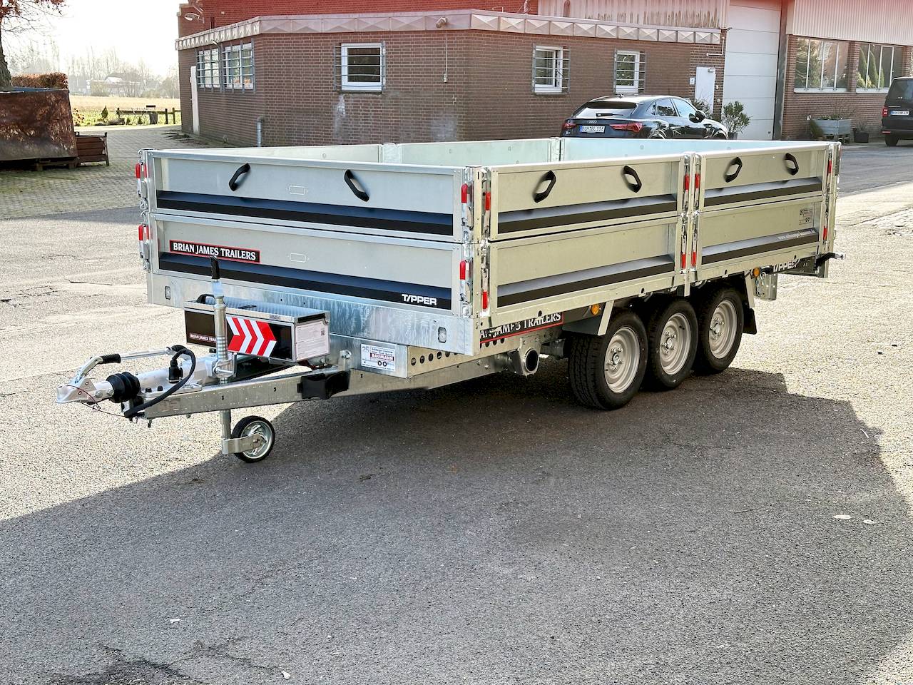 BRIAN JAMES TIPPER 526-3620-35-3-12 | TRIDEM | HECKTÜREN | BORDWANDAUFSATZ 30CM