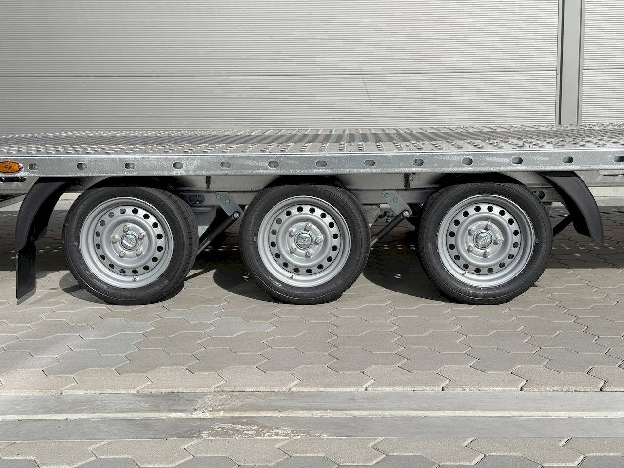 MARTZ GT PLUS 850/3 S 3,5T | ALUBODEN MITTIG | ALURAMPEN