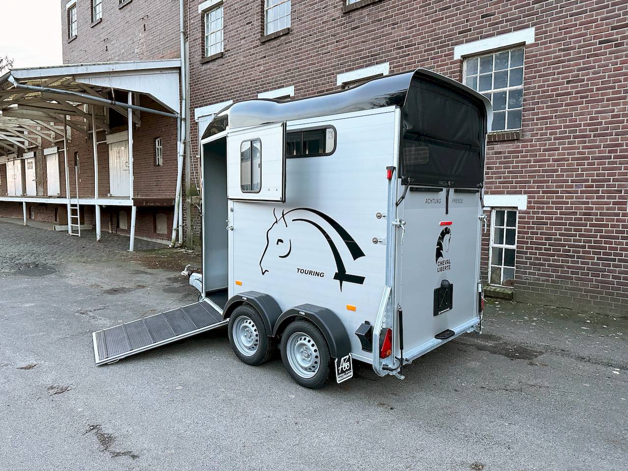 CHEVAL LIBERTE TOURING COUNTRY PREMIUM
