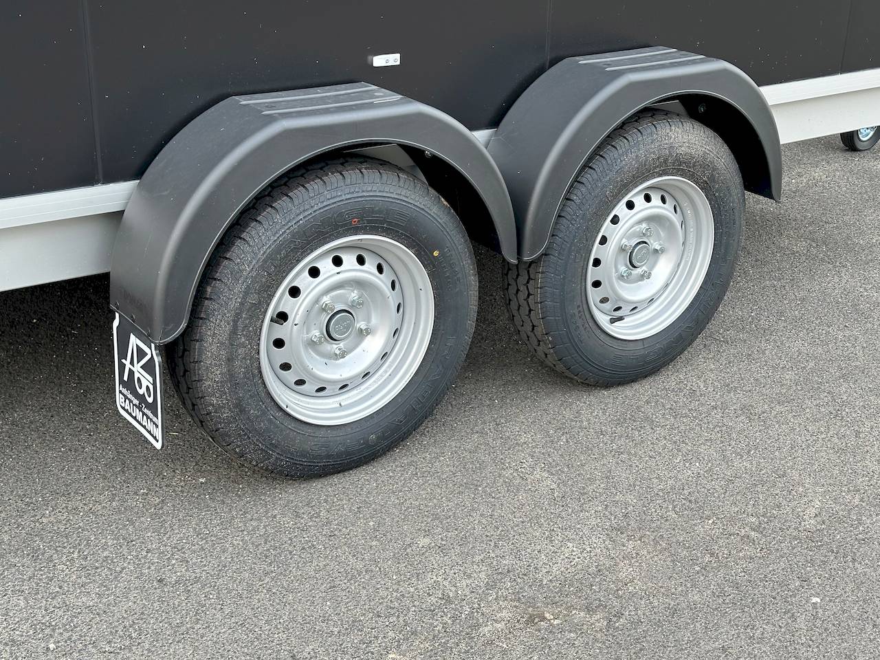 VEZEKO TK C 27.35 | BLACK