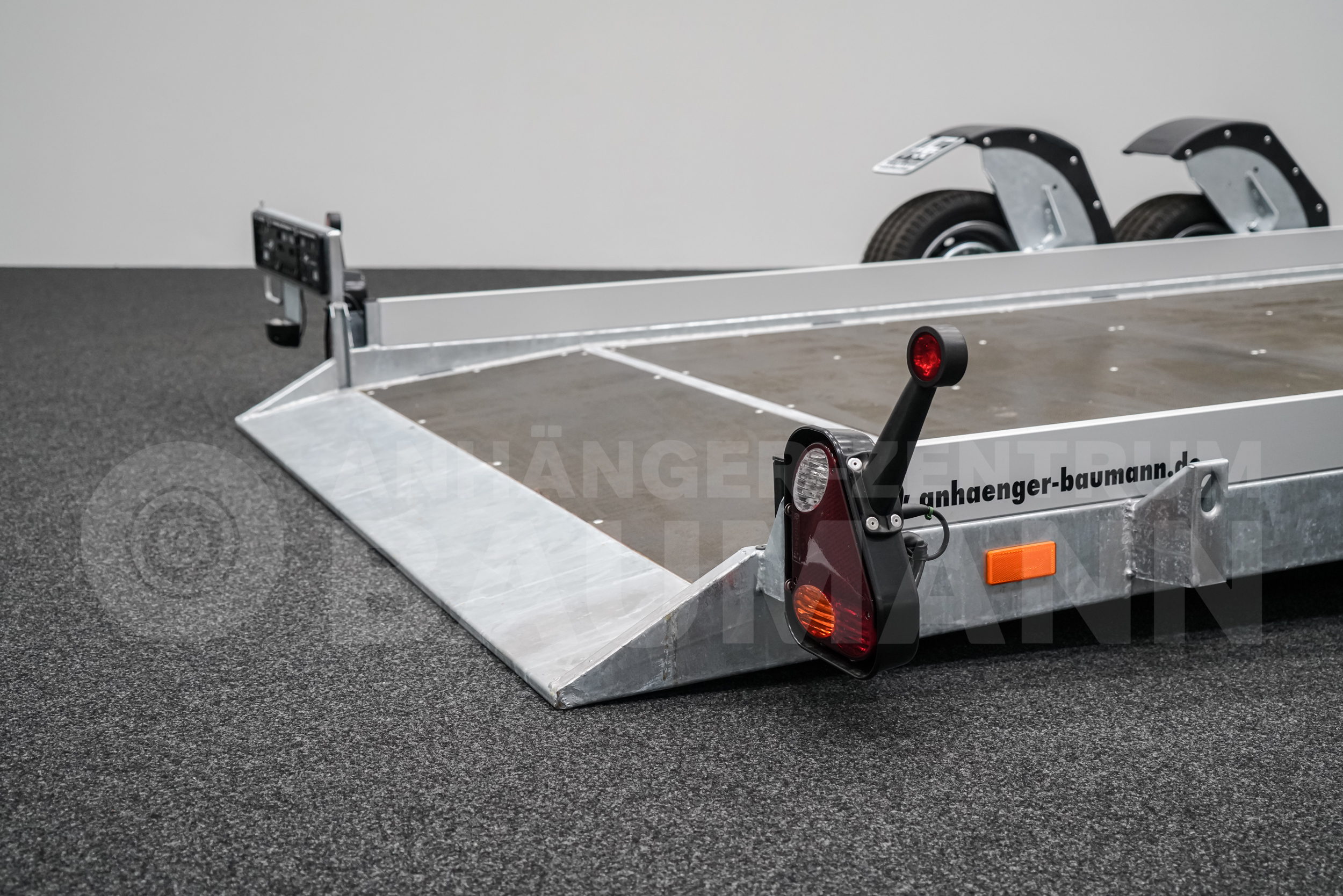 VEZEKO HUSKY CAR FB 35.39