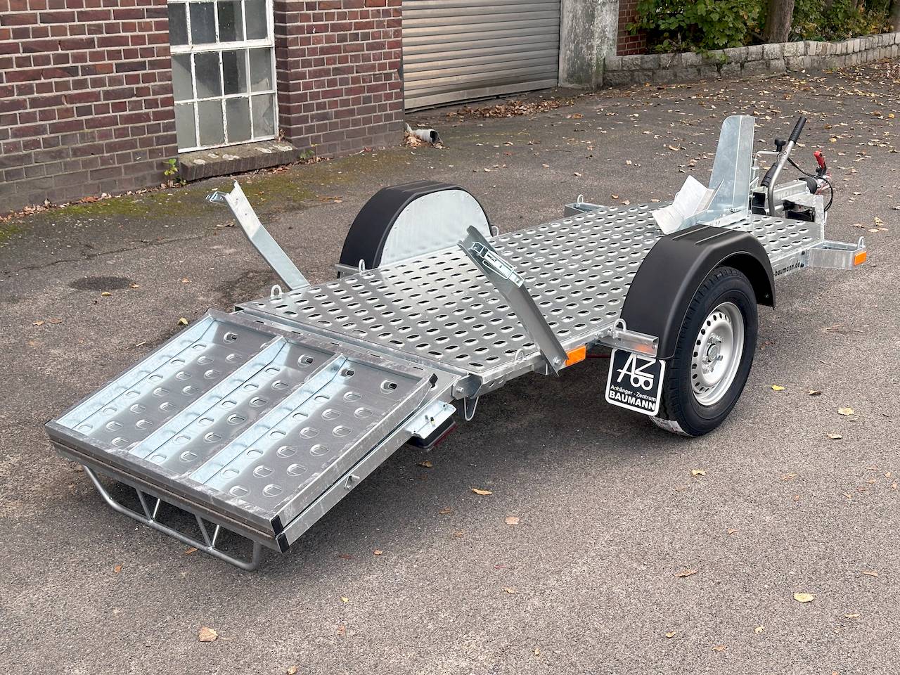 VEZEKO MOTOVAN A13