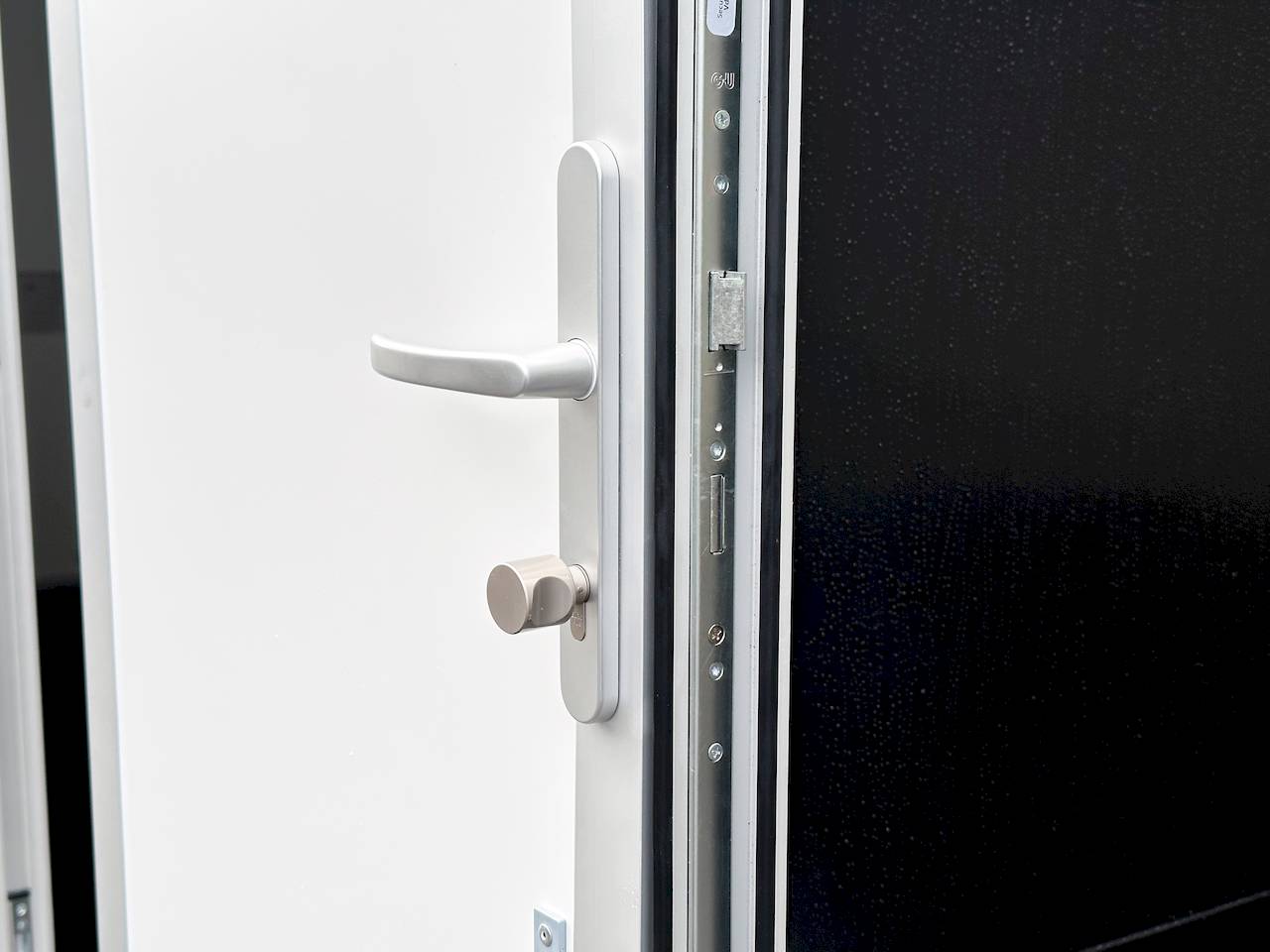 VEZEKO TK C 15.35 | BLACK | SEITENTÜR
