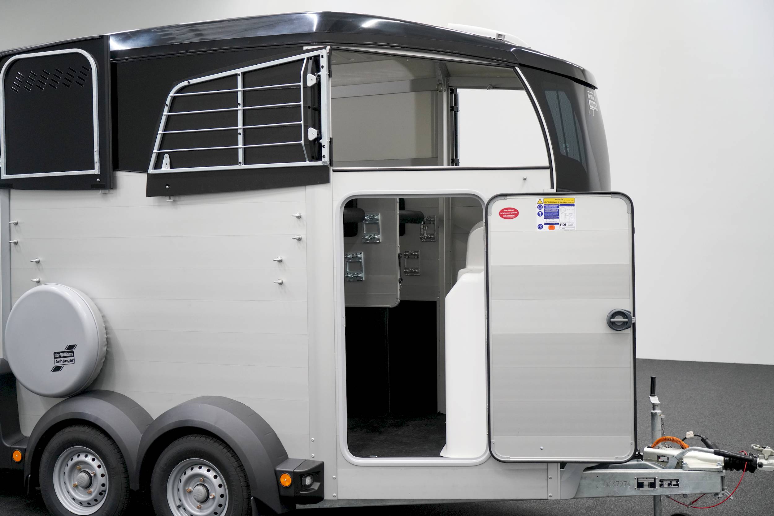 IFOR WILLIAMS HBX 506 | SCHWARZ