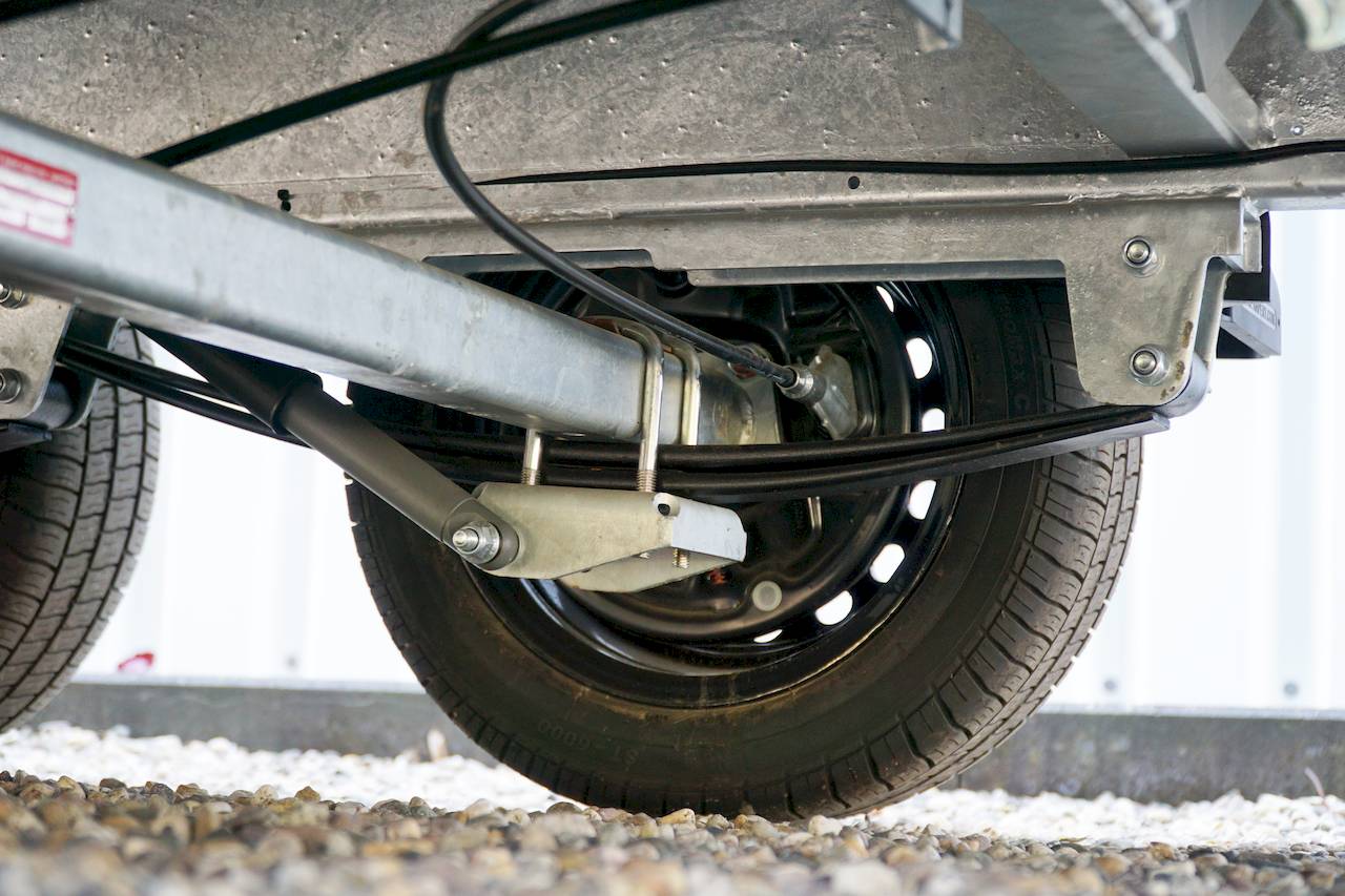 GESCHLOSSENER PLANENANHÄNGER - XXL - MIETEN