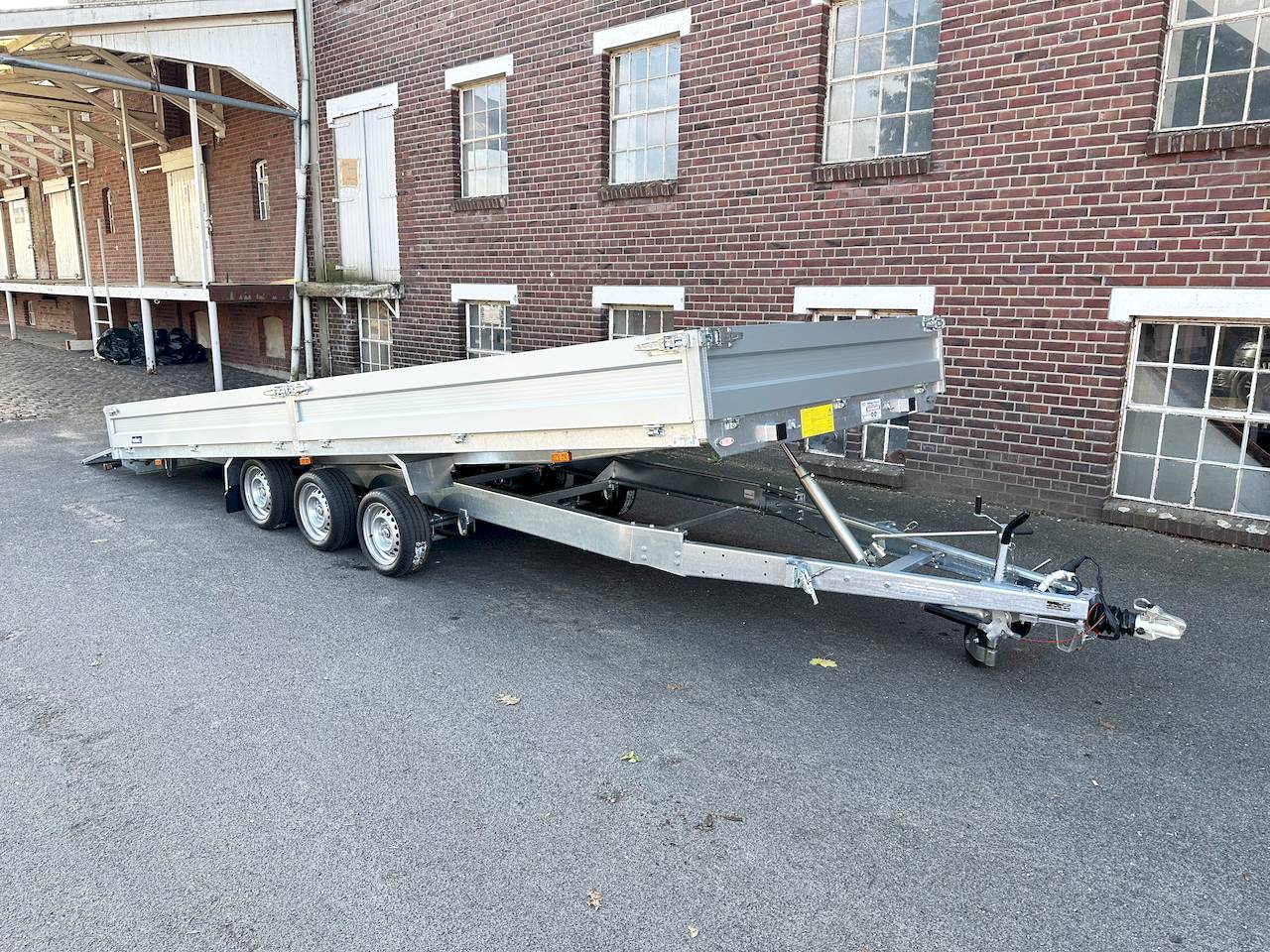 VARIANT 3563 UX | TRIDEM