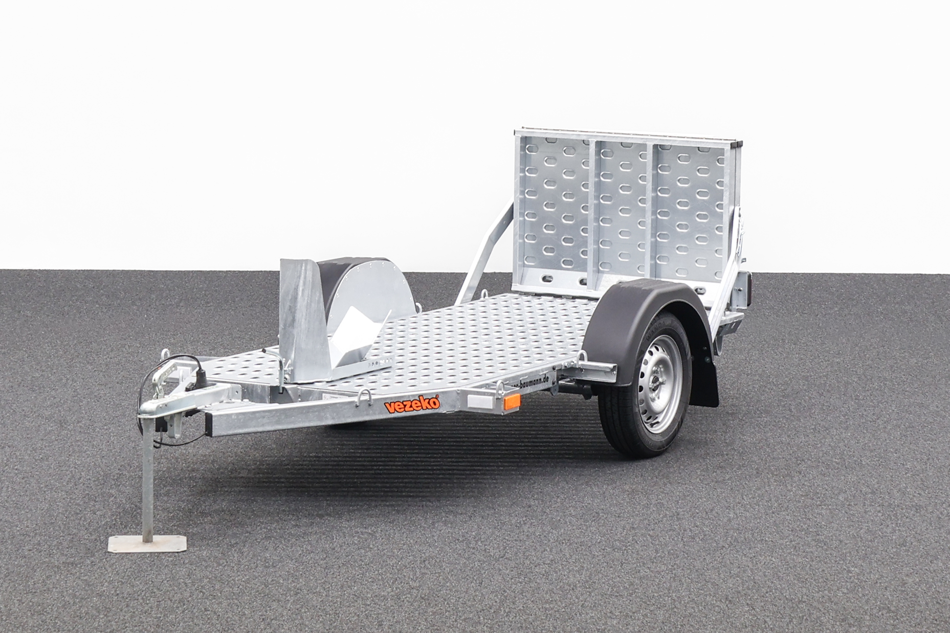 VEZEKO MOTOVAN A08
