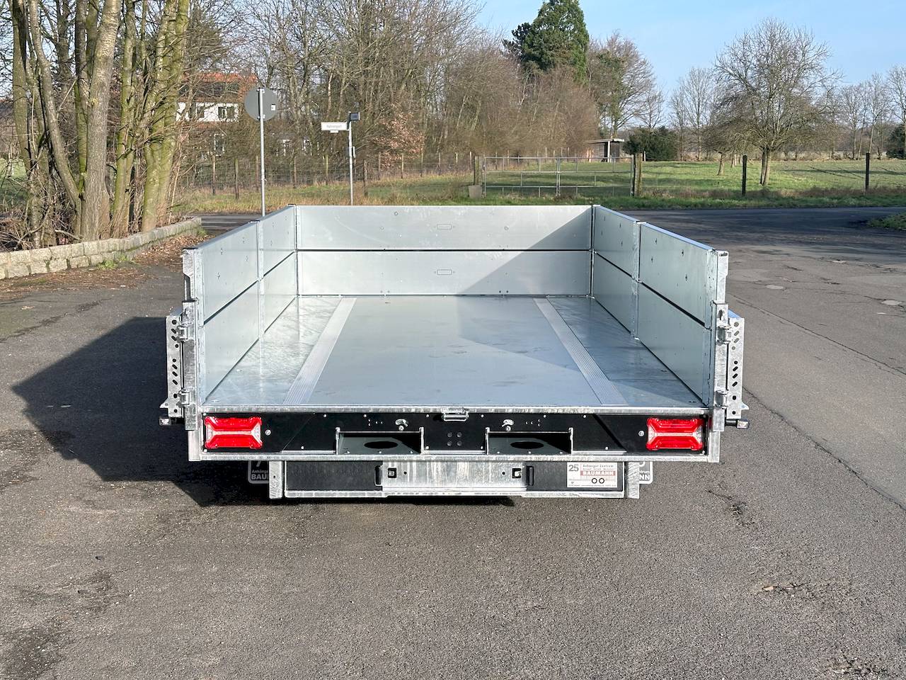 BRIAN JAMES TIPPER 526-3620-35-3-12 | TRIDEM | HECKTÜREN | BORDWANDAUFSATZ 30CM