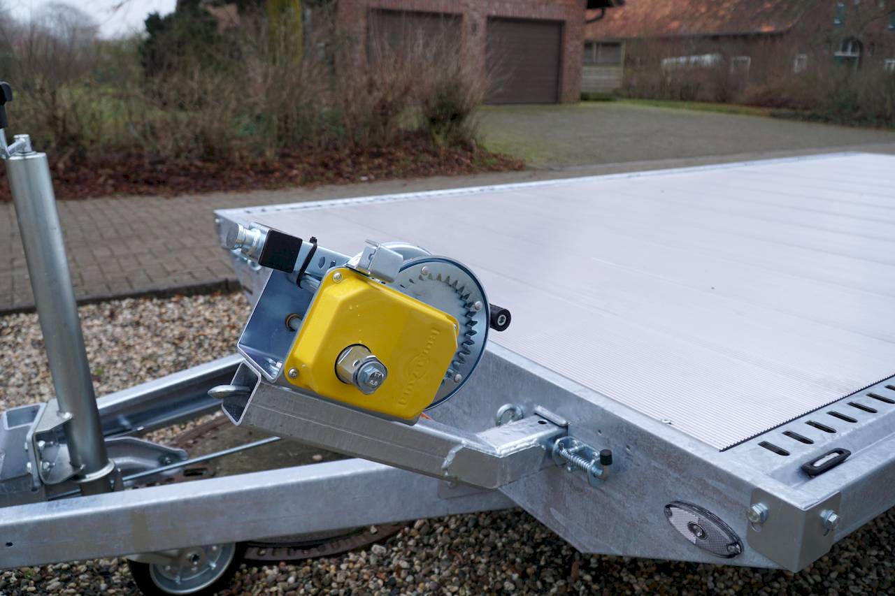 HUMBAUR UNIVERSAL 3000 ALU