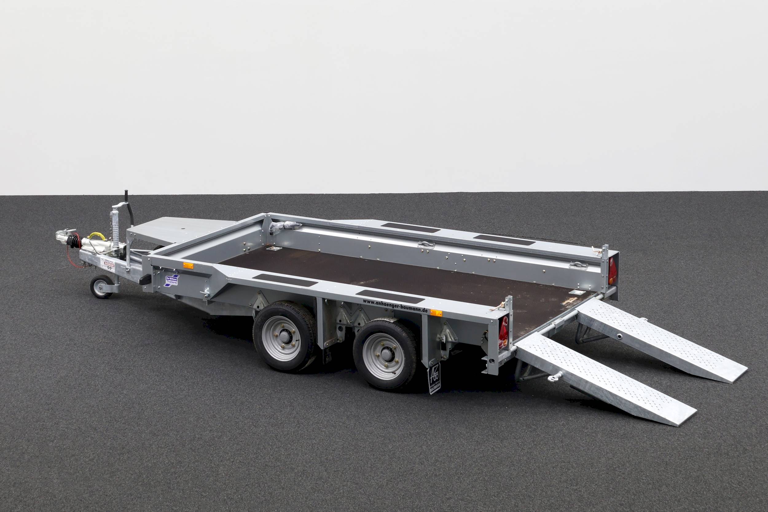 IFOR WILLIAMS GX105HD | SKIDS
