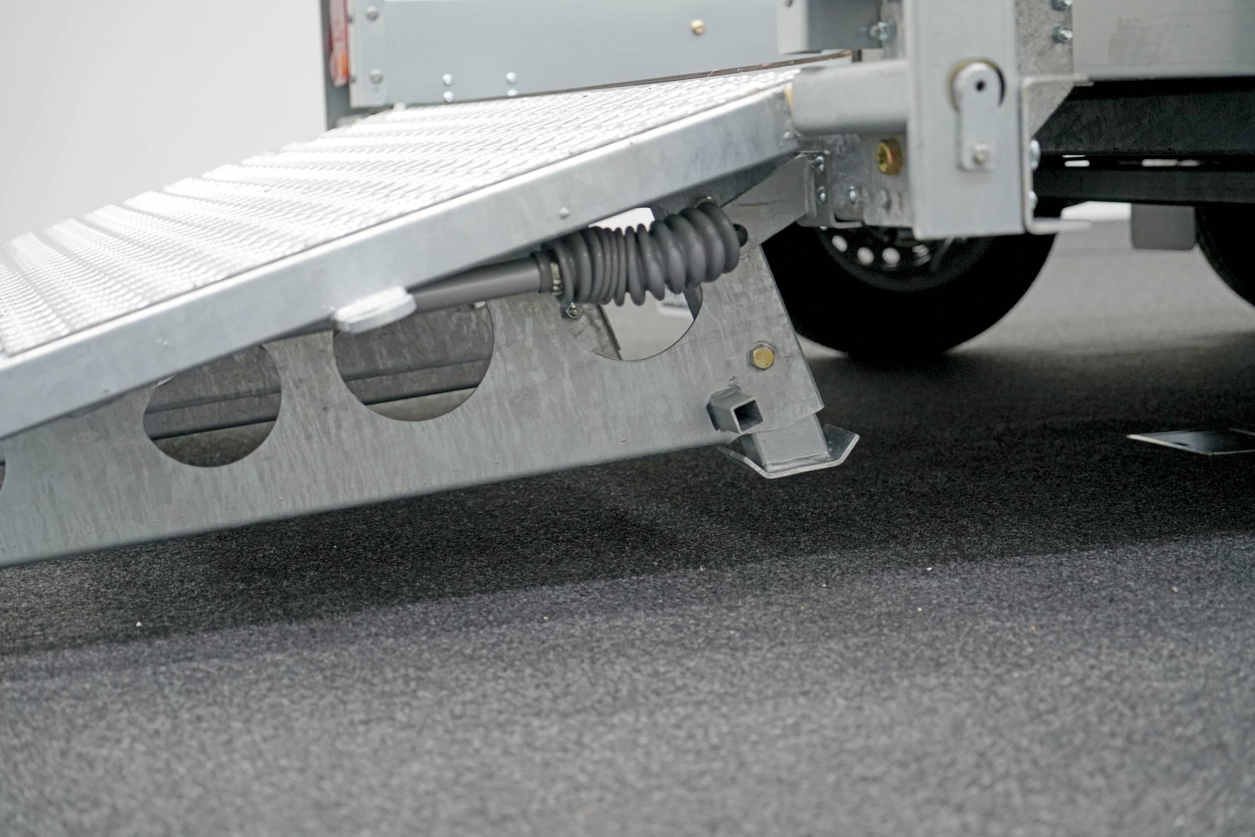 IFOR WILLIAMS GX105 | RAMPE