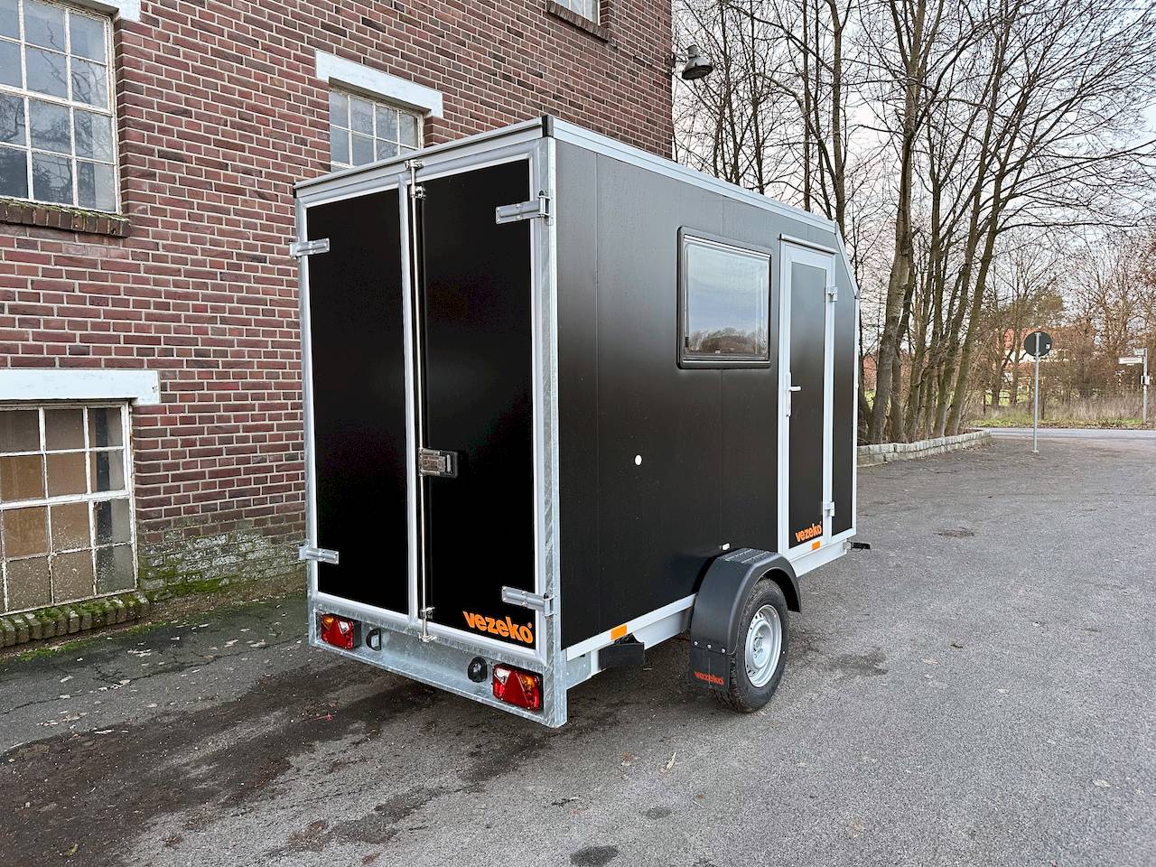 VEZEKO TK B 15.30 | BLACK | SEITENTÜR
