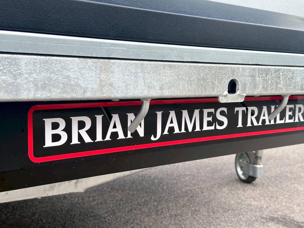 BRIAN JAMES CONNECT 476-4521-35-2-12 | ANKIPPBAR | RAMPE