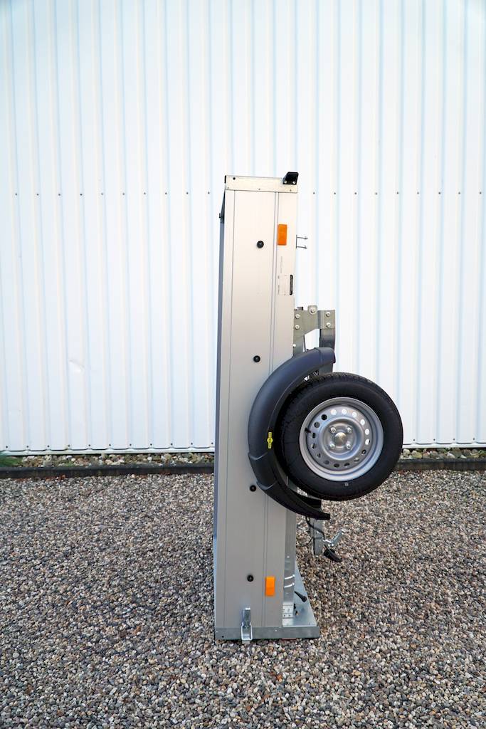 HUMBAUR STARTRAILER H 752010 DK