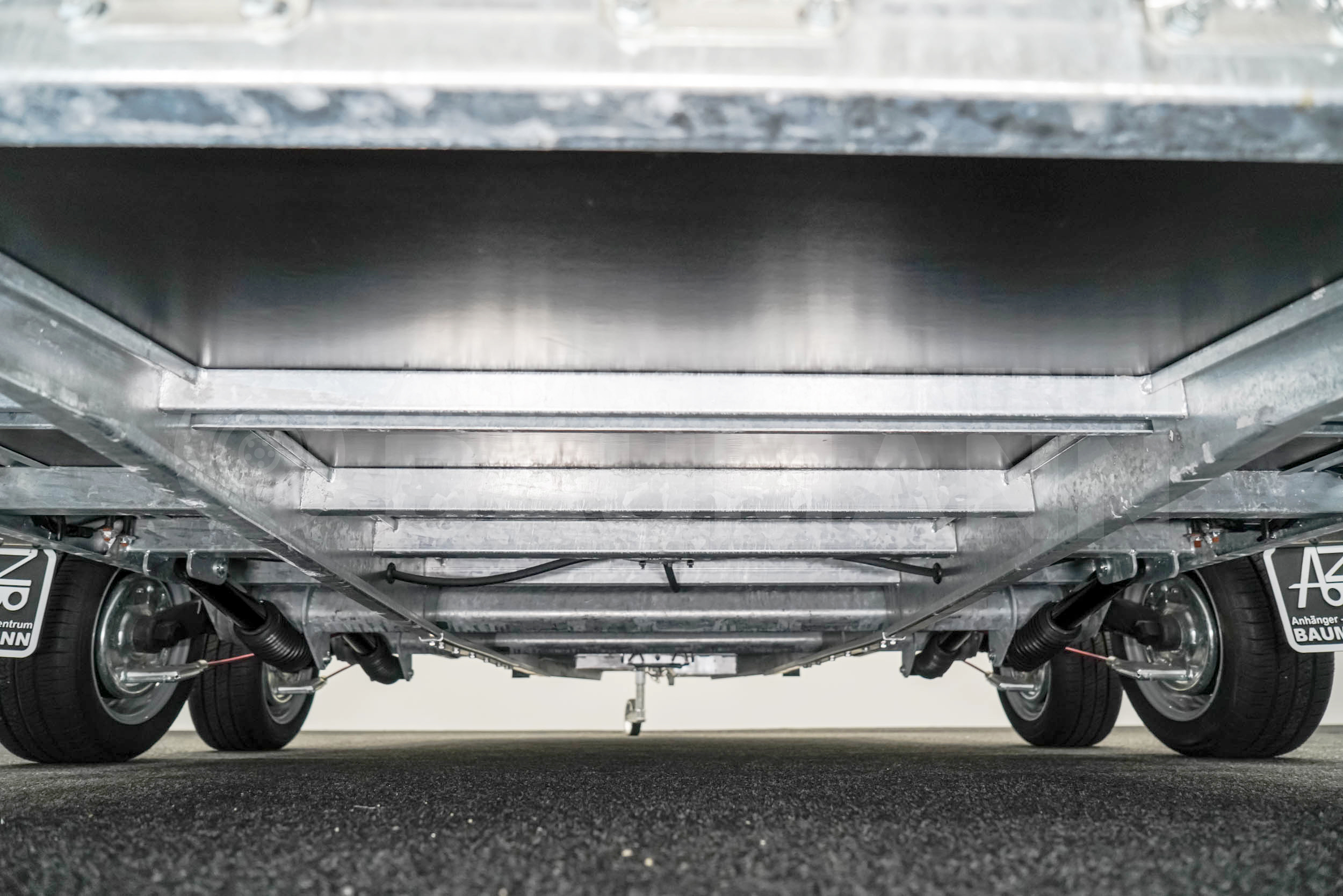 VEZEKO HUSKY CAR FB 35.39 | E-PUMPE | RAMPE