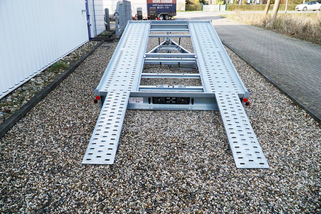 TPV TRAILERS | BÖCKMANN HL EBK 3520/18