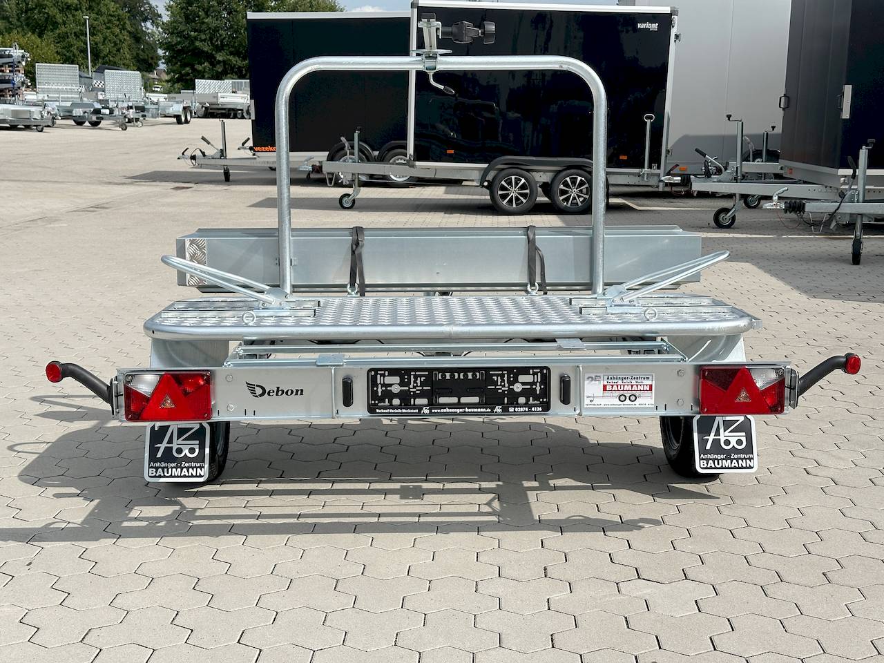 DEBON ROADSTER CAMP | WOHNMOBILANHÄNGER