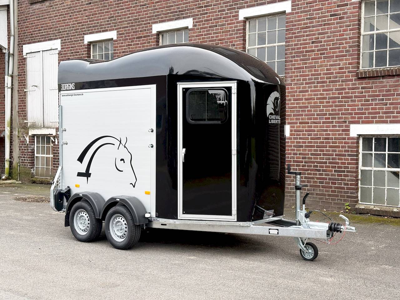 CHEVAL LIBERTE GOLD ORIGINS ALU