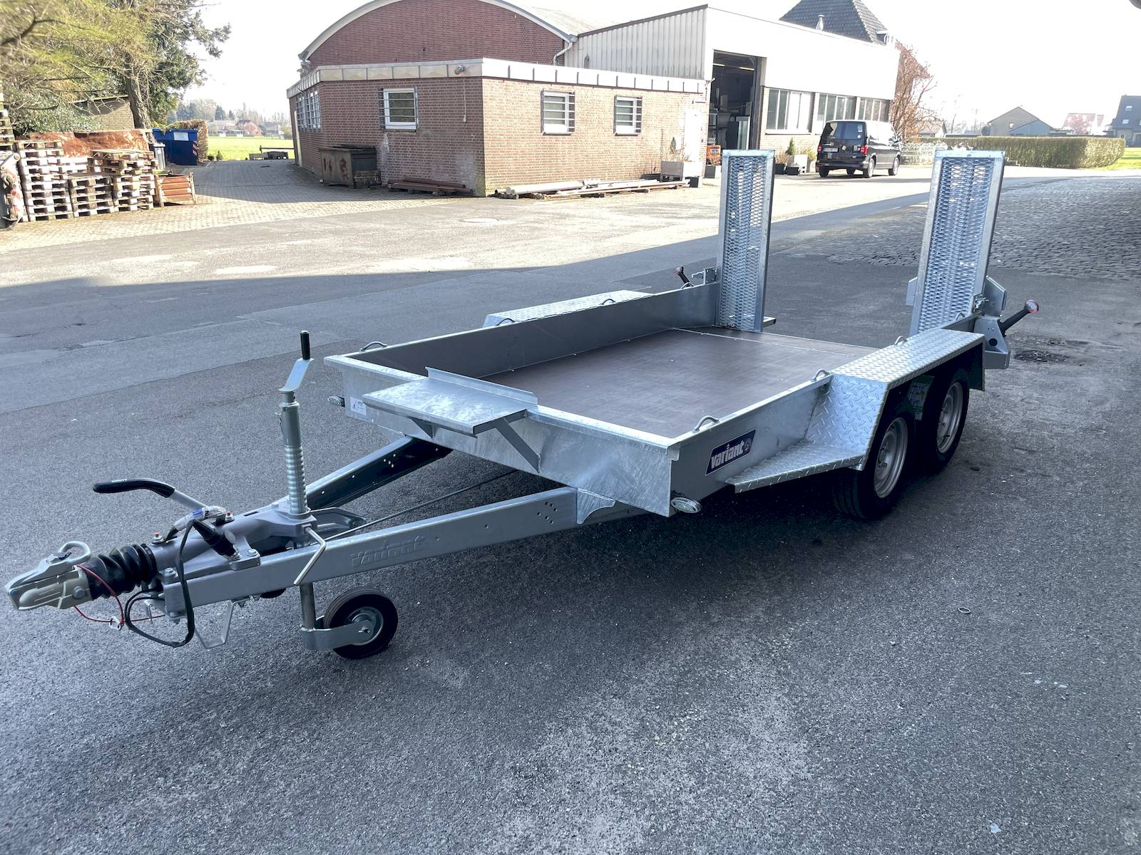 VARIANT 3516 B3 | MAXI LOAD
