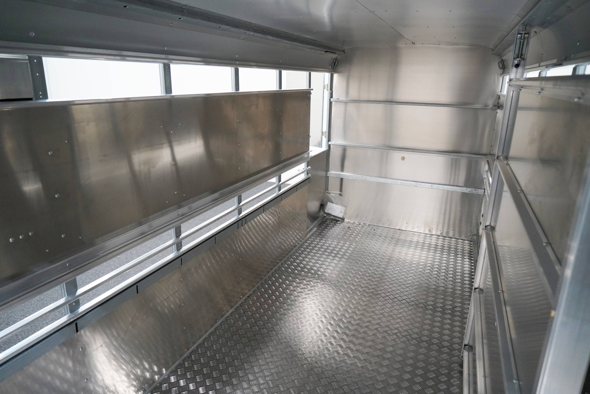 IFOR WILLIAMS TA5 HD | 12x6 | RAMPE-/TÜR-KOMBI