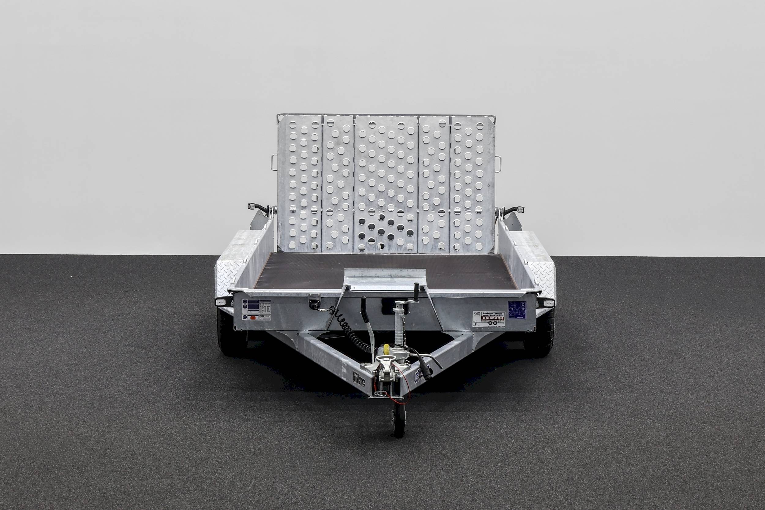 IFOR WILLIAMS GH146 TRIDEM | RAMPE